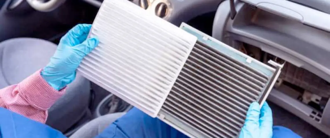 troca de filtros ar condicionado automotivo